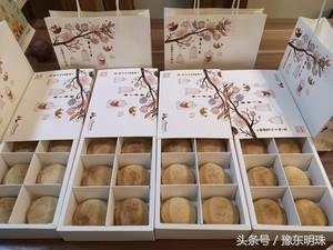 绿豆饼怎么做皮薄又软蛋黄酥,绿豆饼做法带酥皮