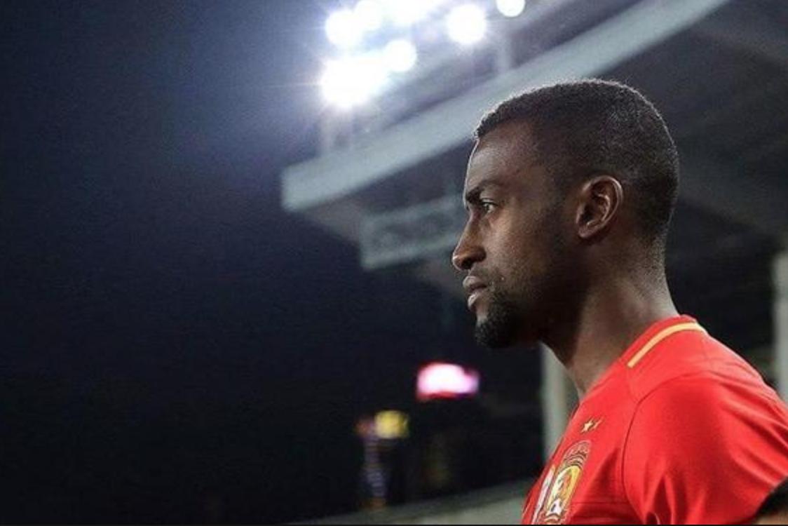 经纪人替J马哭诉：恒大不愿外租出乎我们意料