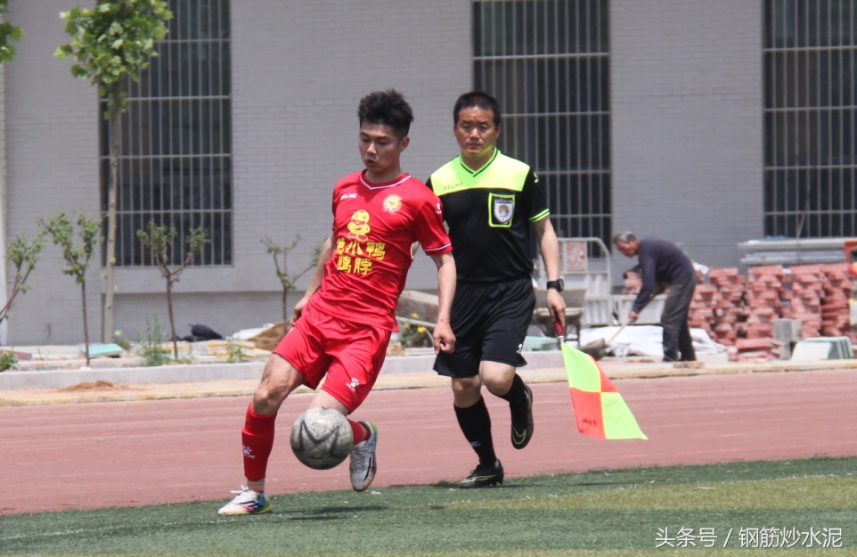 潍坊绝小鸭加盟,中冠足球联赛潍坊赛区