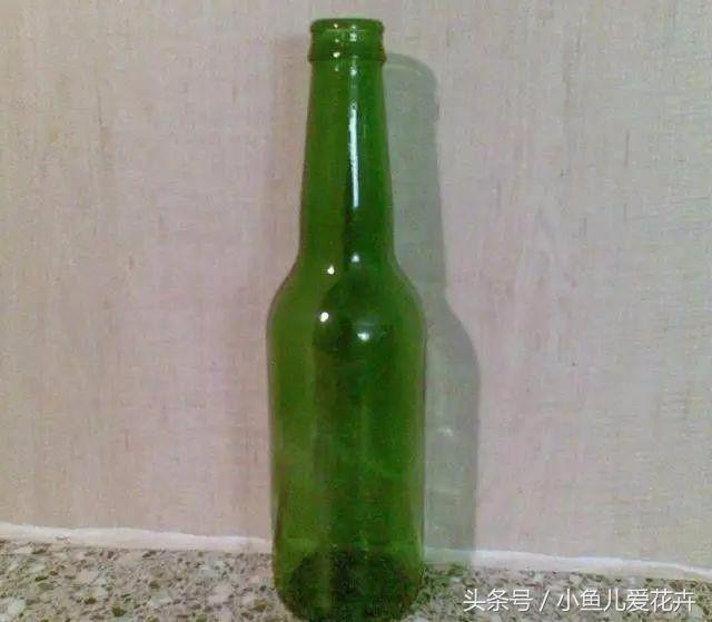 空瓶子做花瓶视频,用空瓶子做创意花瓶