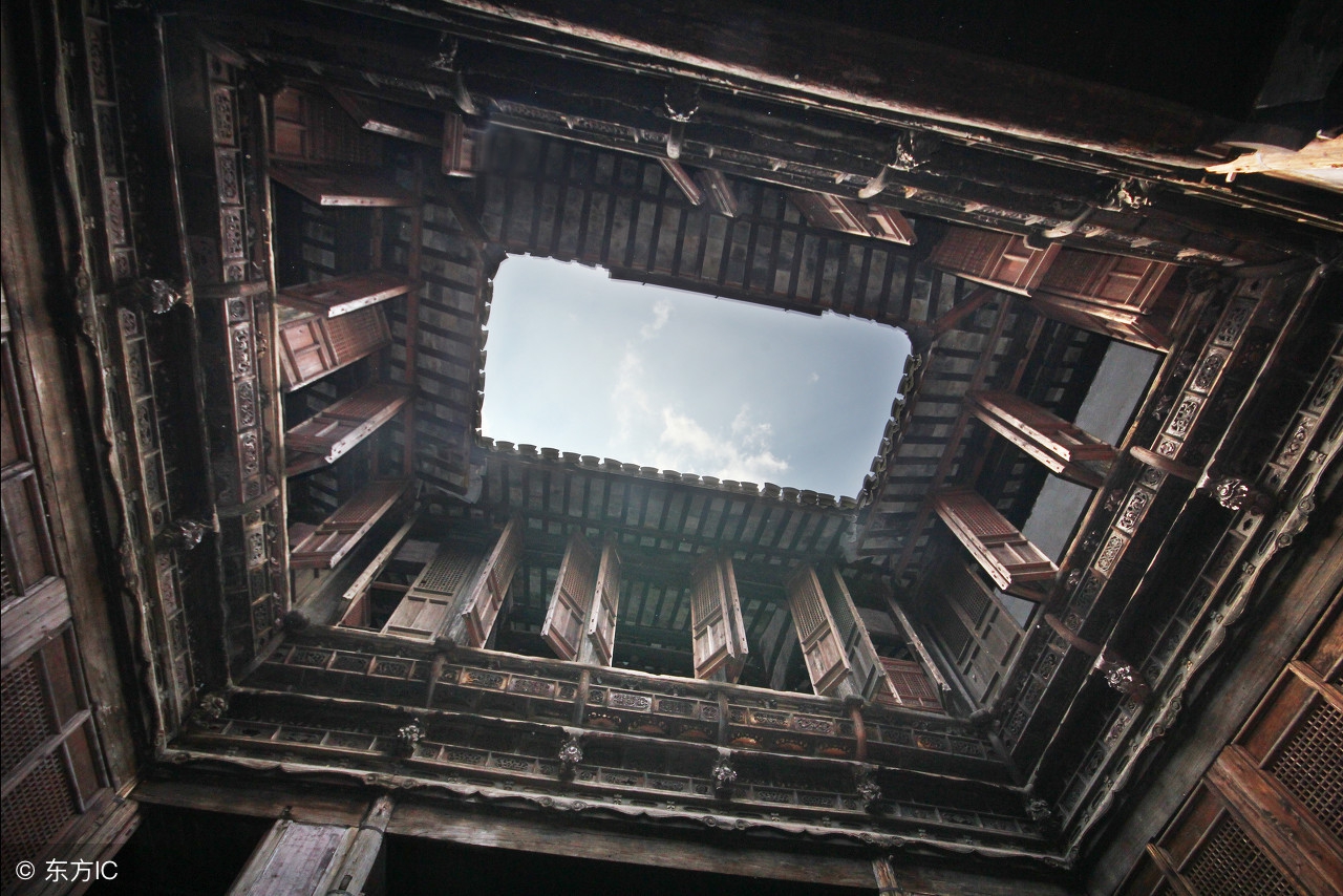 徽州贞节牌坊冰清玉洁,徽州古牌坊故事