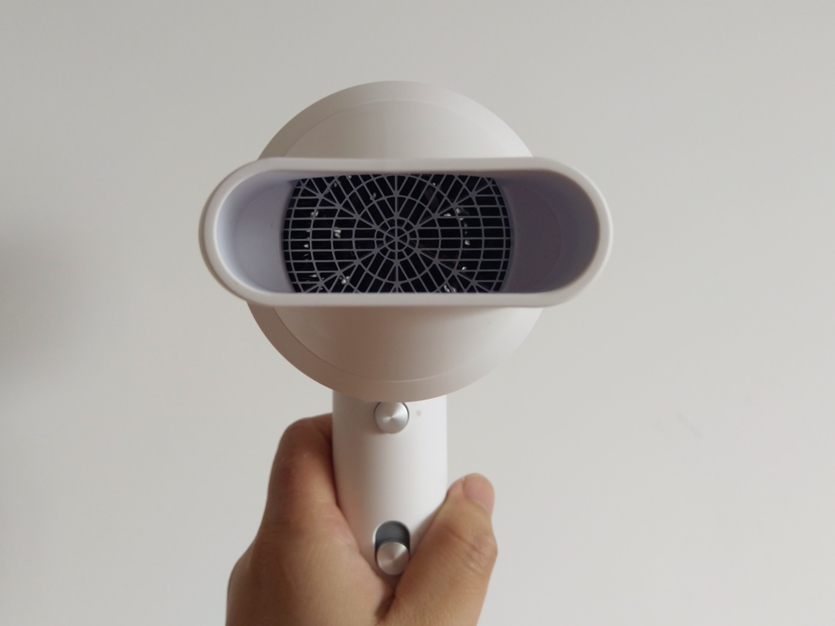 柔顺好头发吹出来，谁说九零后就要秃顶？