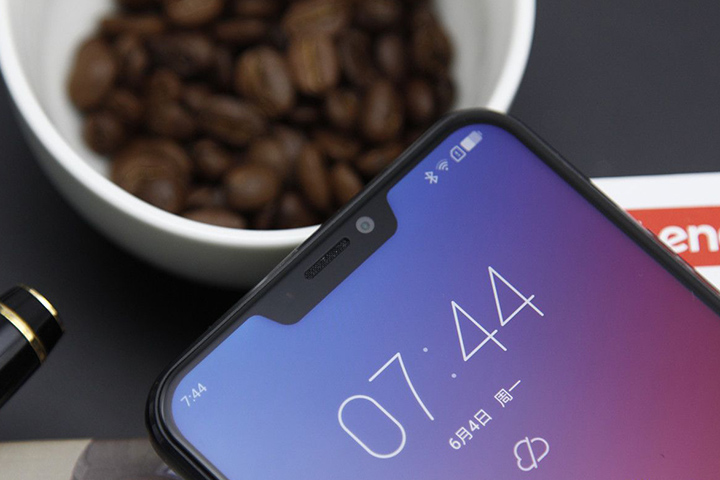 联想z5老是自动重启,联想z5不充电维修