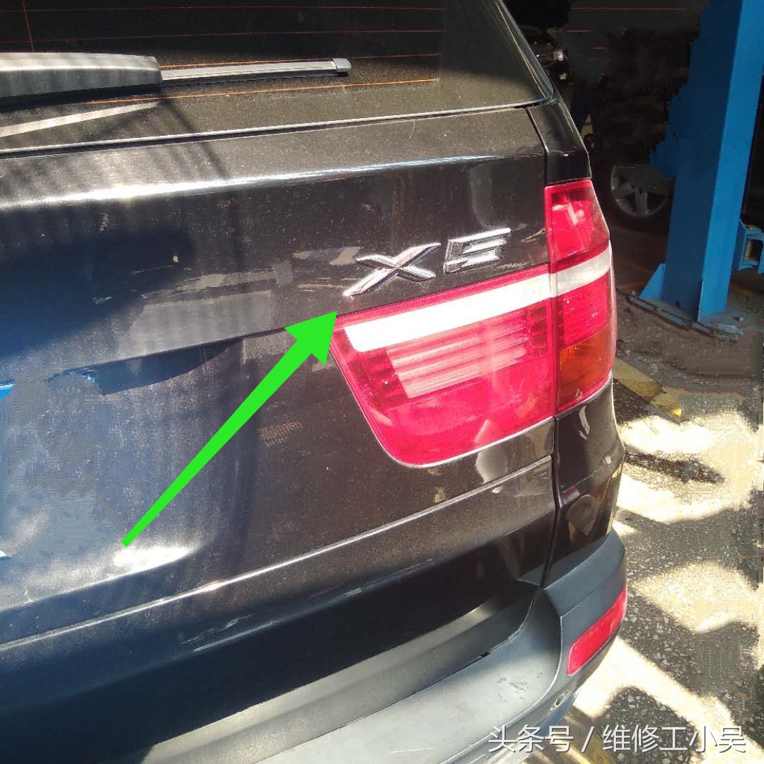 11款宝马x5发动机漏油修多少钱,10年的宝马x5烧机油