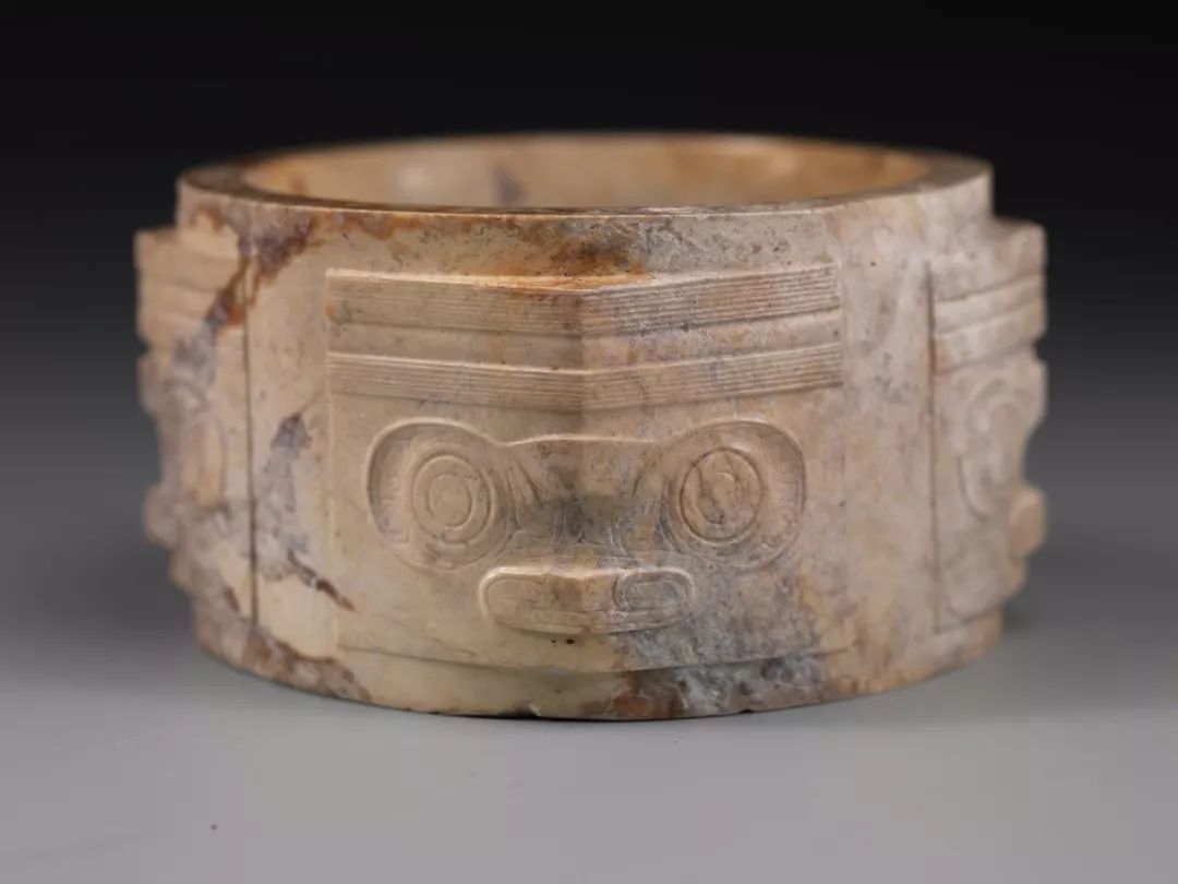 良渚文化是最美的玉,良渚文化的玉是从哪里来的