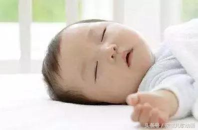 宝宝头顶软软一块怎么办,宝宝头顶软软的