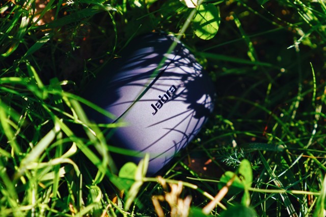 跑酷达人带你感受阻碍快感,捷波朗耳机蓝牙