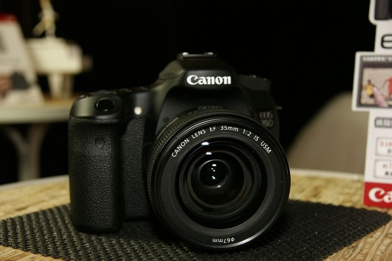 2018年佳能70d报价,2015年佳能相机70d多少钱