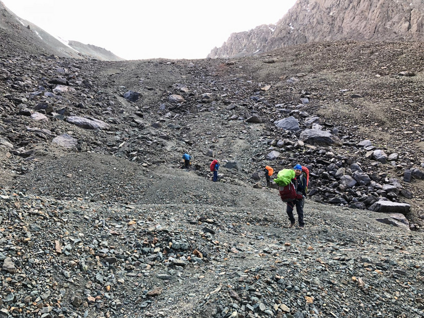 LOWA换军胶,任性博格达——记我跌宕起伏的博格达大环