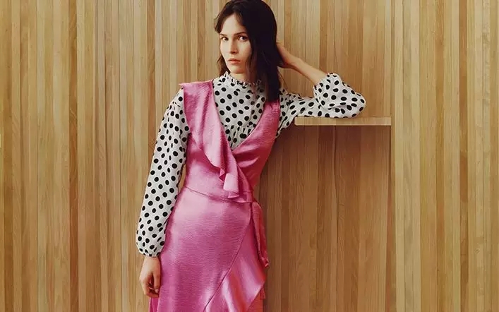 「逢逛必买」｜“穿上她家的裙子，不去派对也该去喝一杯！”