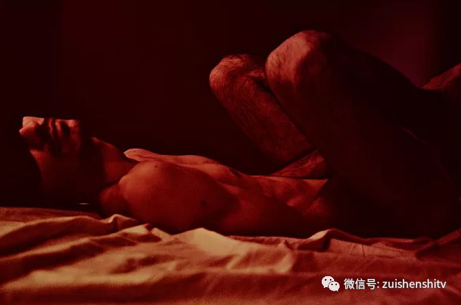 女友嫌男友没趣怎么办,女友嫌你无聊无趣怎么哄