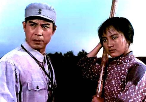 经典战争片《渡江侦察记》，儿时记忆，还记得“香烟洋火桂花糖”