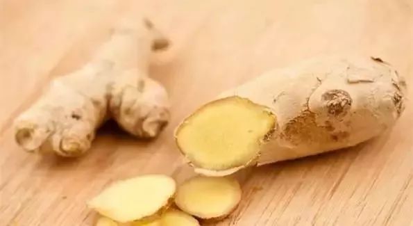 砧板发霉开裂怎么办,新砧板怎么处理防止开裂和发霉