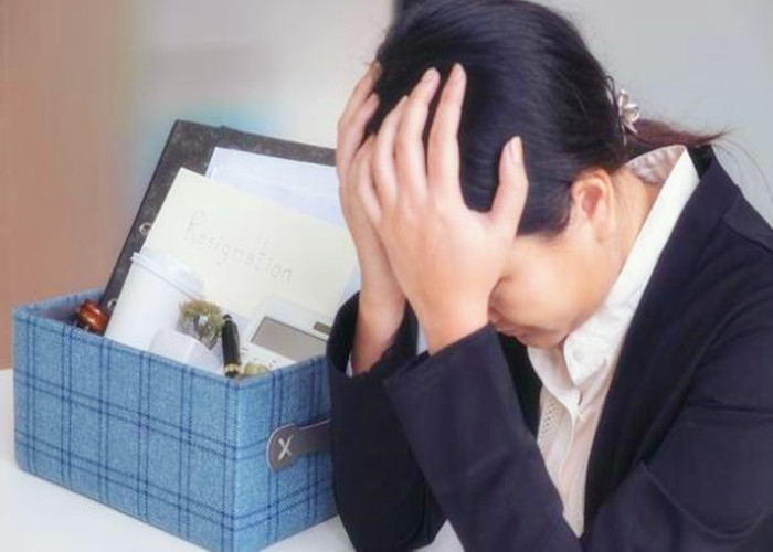 新员工给老板发请柬,老板给员工的结婚请柬