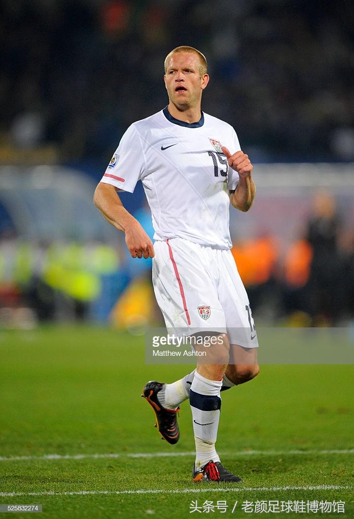 世界杯战靴盘点,南非世界杯复刻版足球鞋