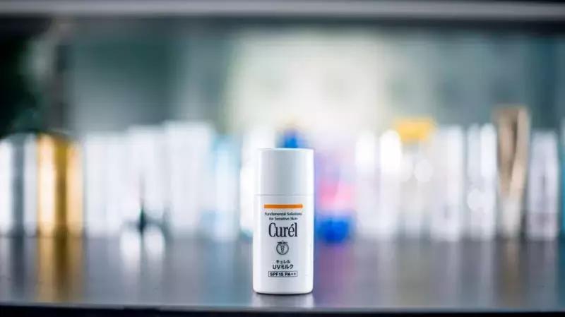 你以为防晒只擦防晒霜就够了吗,以为很好用其实都是智商税防晒霜