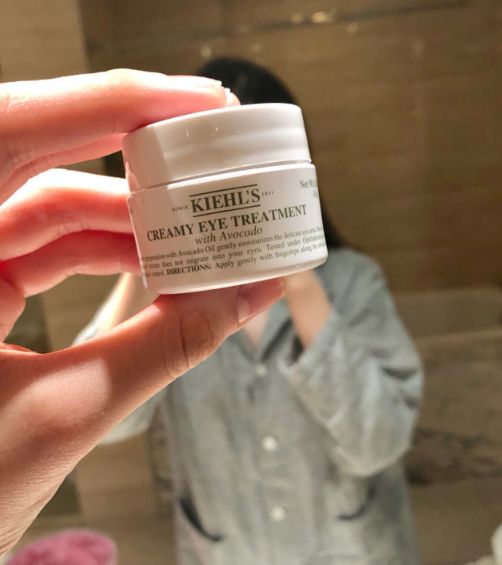 刘嘉玲代言的痘痘修复面霜,刘嘉玲紧致面霜