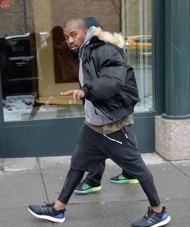 来来来~对比全球鞋迷的show鞋排行Top30看看自己的C位球鞋排在哪