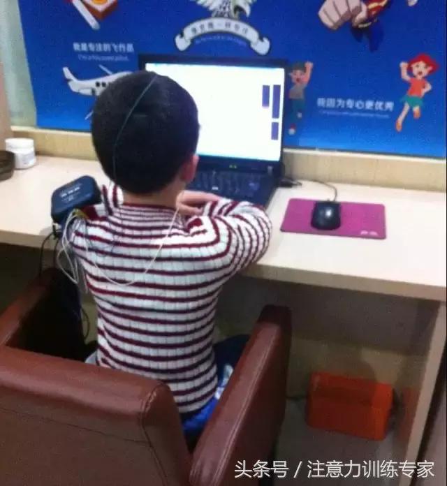 对于孩子上课捣乱叛逆怎么解决,孩子叛逆不好好上课怎么办