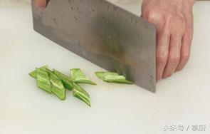 竹笋炒肉最简单又好吃的做法,竹笋炒肉非常脆爽美味营养丰富