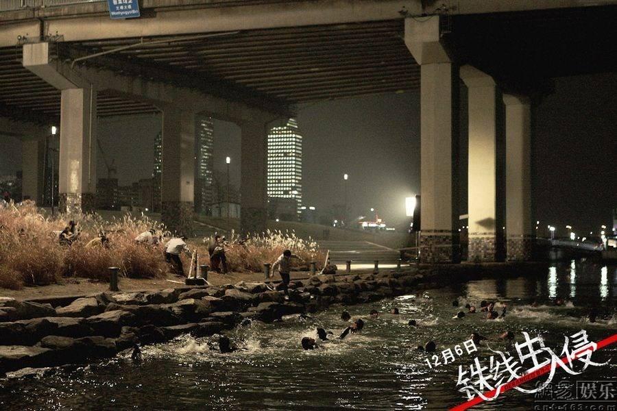 重口的画面人性的拷问,韩影佳作《铁线虫入侵》!不输釜山行!