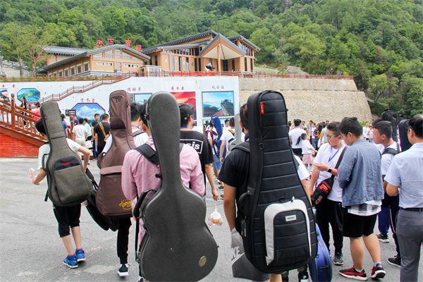 秦岭国际吉他艺术节儿童c组,太白山森林音乐会