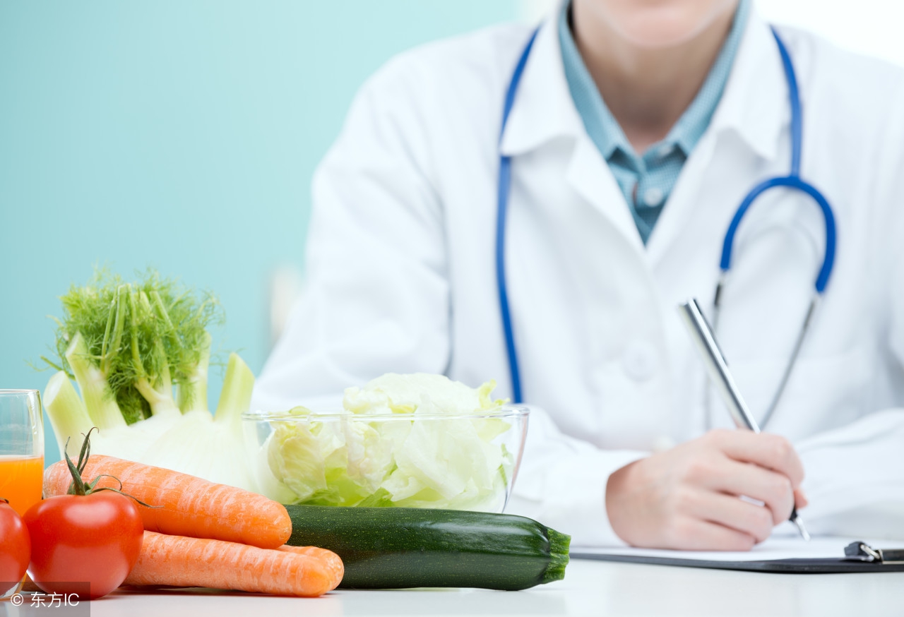 肠胃不好引起的口臭怎么解决,口臭肠胃不好吃什么食物好调理