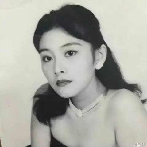 20年前的父母和现在父母的对比,20年前的爸妈照片