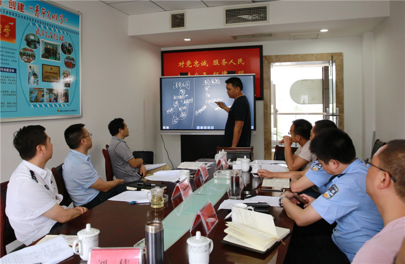 如何规避荐股骗局,天上不会掉馅饼骗人的视频