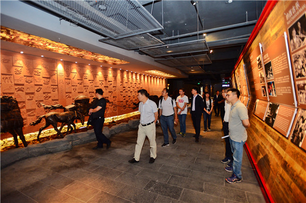 一部手机游云南怎么操作,云南丽江旅游深度游