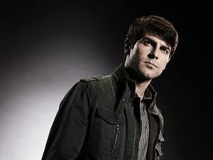 推荐10部好看感人美剧,10部顶级美剧推荐火线