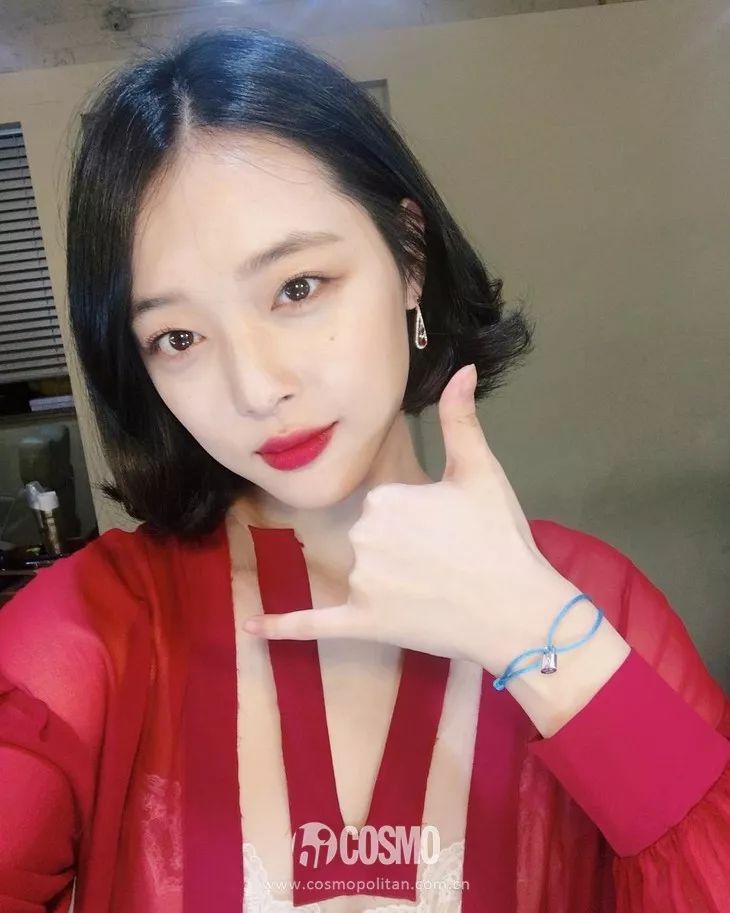 世界上第一支口红是哪个品牌,世界上第一支口红