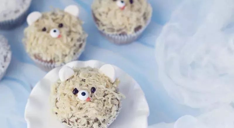 用刮刀做纸杯蛋糕装饰的视频,没有奶油纸杯蛋糕怎么装饰