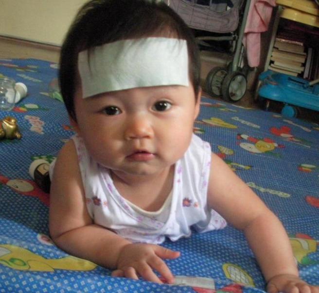 儿童夏季生病发烧是风热还是风寒,夏季宝宝发烧怎么降温最快最有效