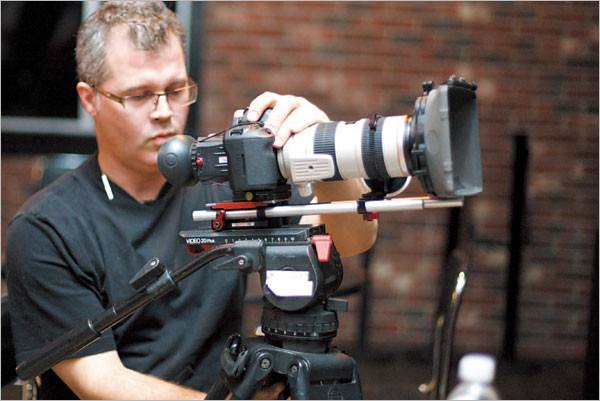 索尼跟佳能到底选哪个,索尼有必要换佳能吗