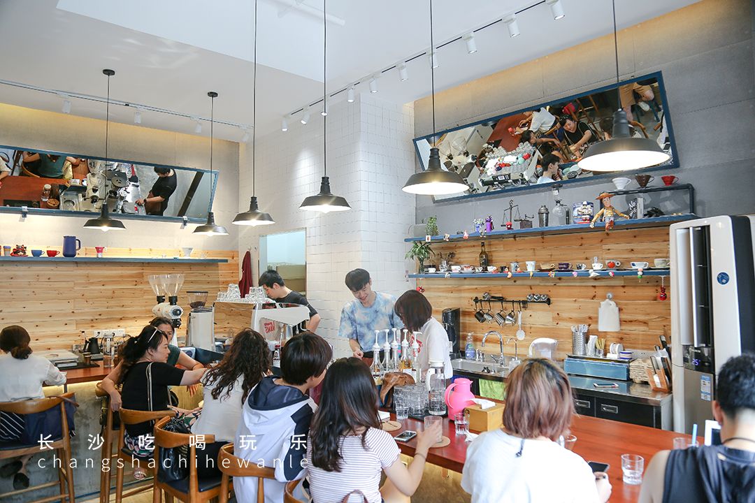 长沙就可以看风景的咖啡馆,长沙拍照咖啡馆解放西