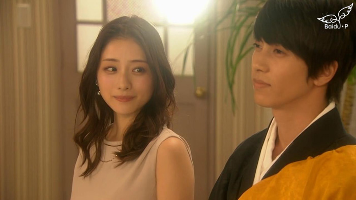 怎么样才能让脸变得立体,怎么样才能让脸变小好看一点