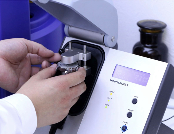 万国葡萄牙iw371615保养多少钱,万国葡萄牙系列iw371417