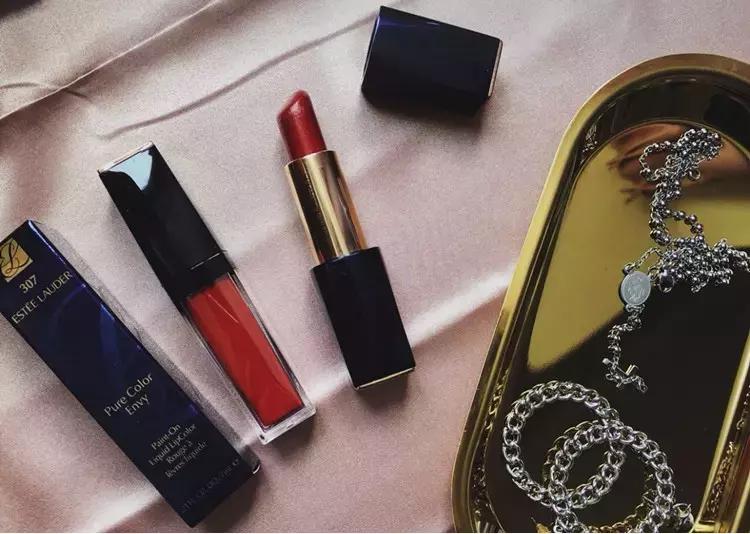 脸色憔悴气色差你还能怎么办,熬夜气色不好憔悴怎么调理