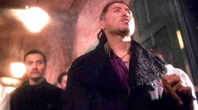 刘德华旺角卡门抽烟,刘德华上海滩抽的雪茄