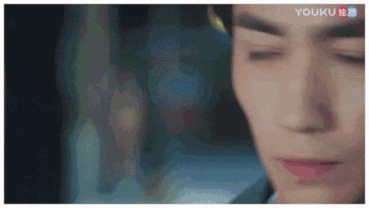 朱一龙自己采访自己尬聊,朱一龙自己尬聊