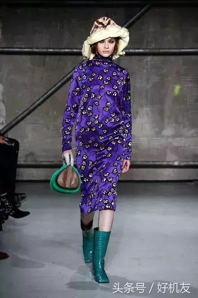 手机颜色比较特别的有哪些,手机的所有颜色怎么变