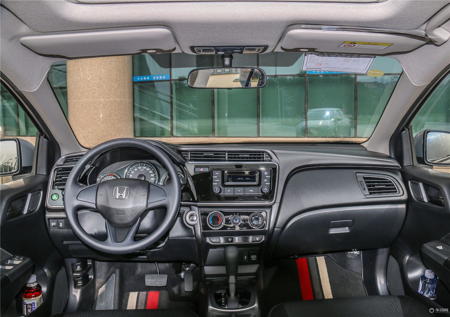 关于第五代全新本田锋范city,省心省油实用代步车本田锋范