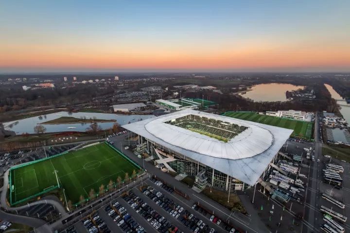 狼堡青训最新比赛,狼堡和谁合作