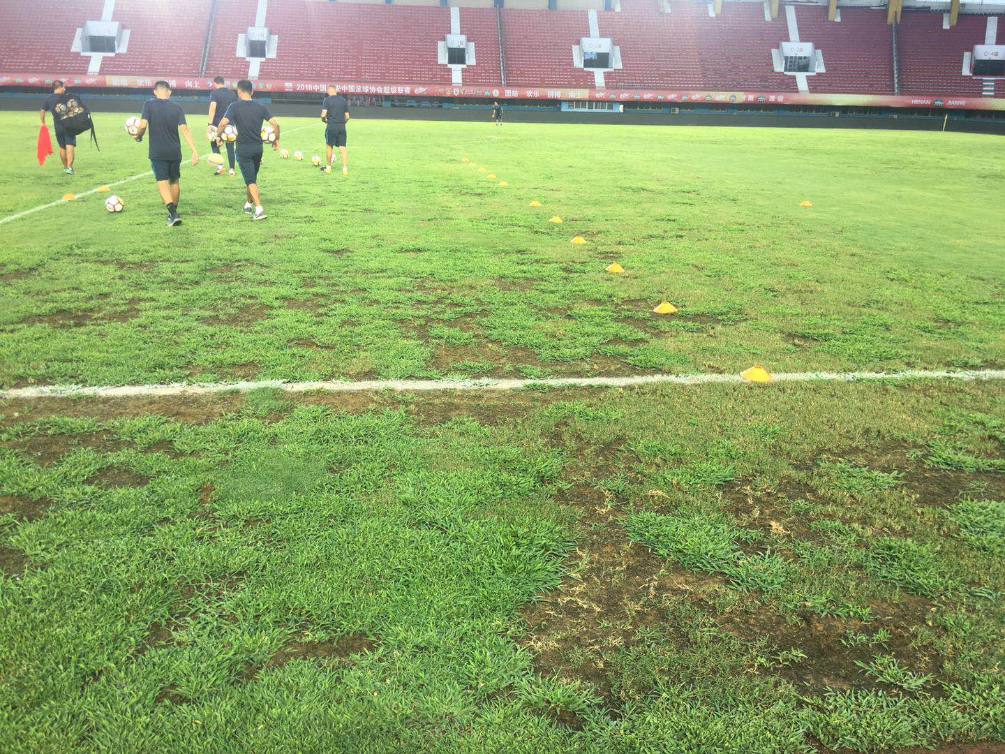 河南建业菜地,河南建业专业足球场最新消息