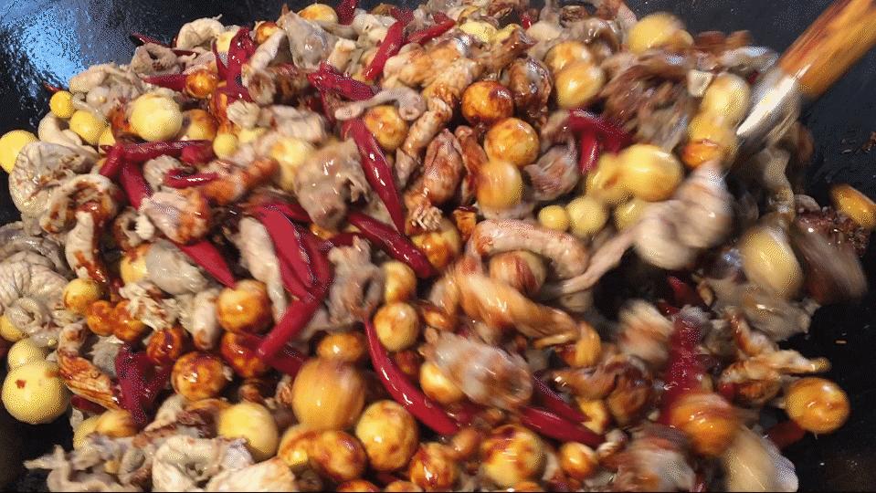 94年小伙卖卤肉十年,28岁小伙卖卤肉