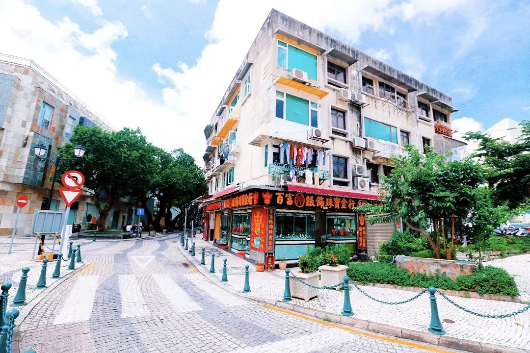 澳门首间OkashiGalleria×Calbee+新“葡”点瞩目登场