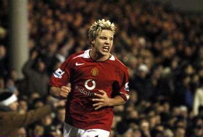 绿茵场的螺丝钉：曼联国米各两将入围，国足有一将，榜首身高191