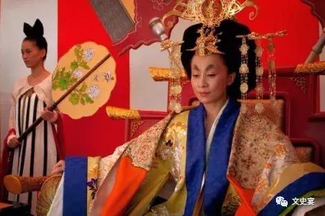 狄仁杰为什么一心复唐,狄仁杰唐朝政治家却被戏说成神探