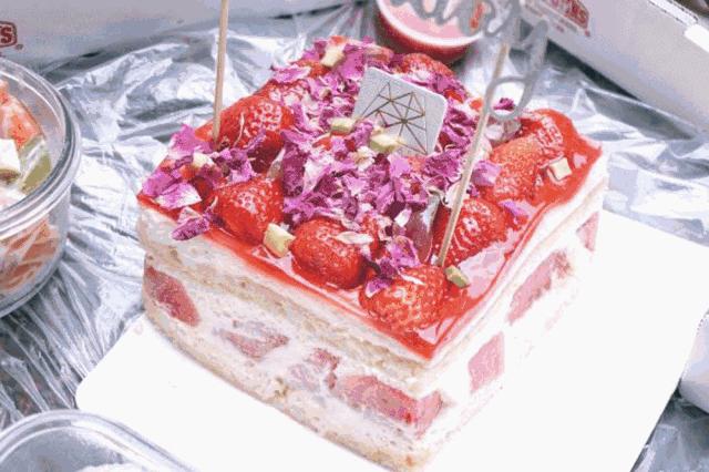 超漂亮六寸生日蛋糕,超好看时尚生日蛋糕